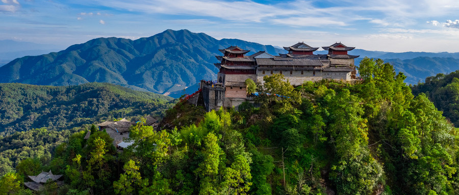 云南旅游景点介绍|腾冲云峰山怎么去云峰山上去有索道吗